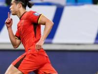 乐鱼体育官方网站-东亚杯-张玉宁失单刀国足0-2不敌日本遭两连败