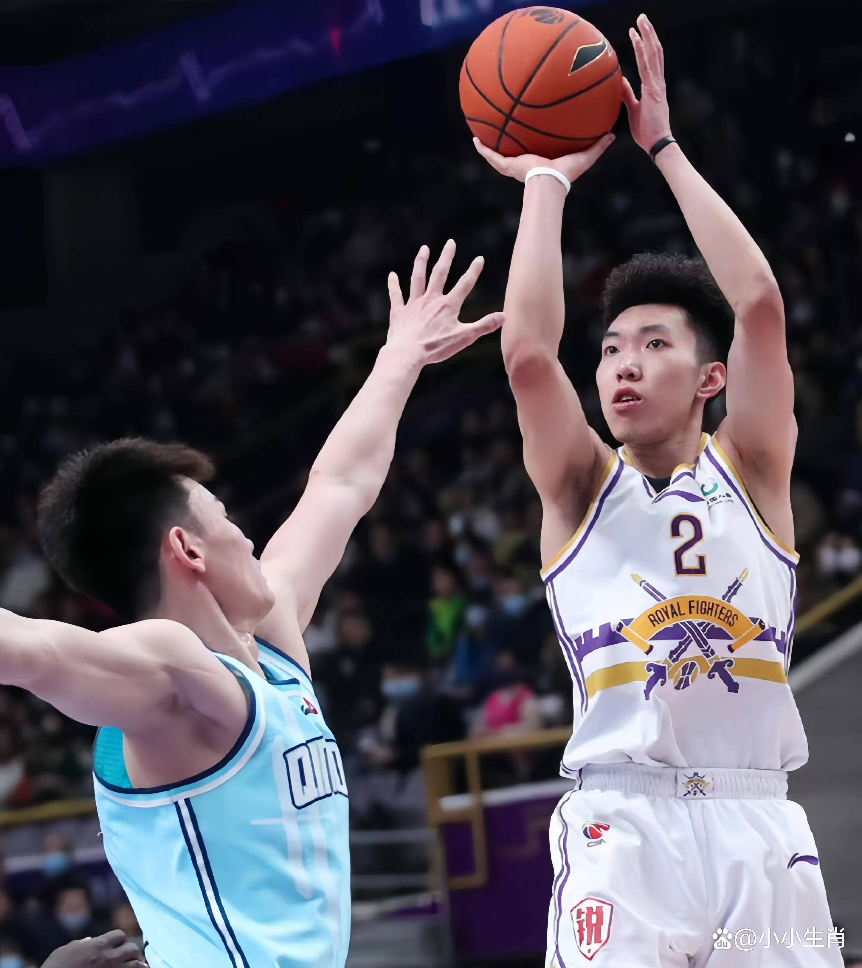 关于北京男篮战胜广州队，表现抢眼场场取胜的信息