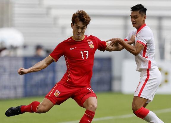 包含日本1-0韩国！卫冕东亚杯+3次夺冠超国足，30岁混血射手5球夺金靴的词条